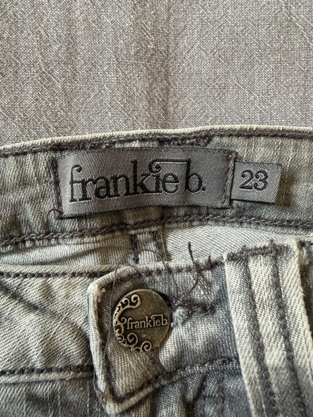 Frankie B. Grey Flare Jeans - Picture 3 of 4